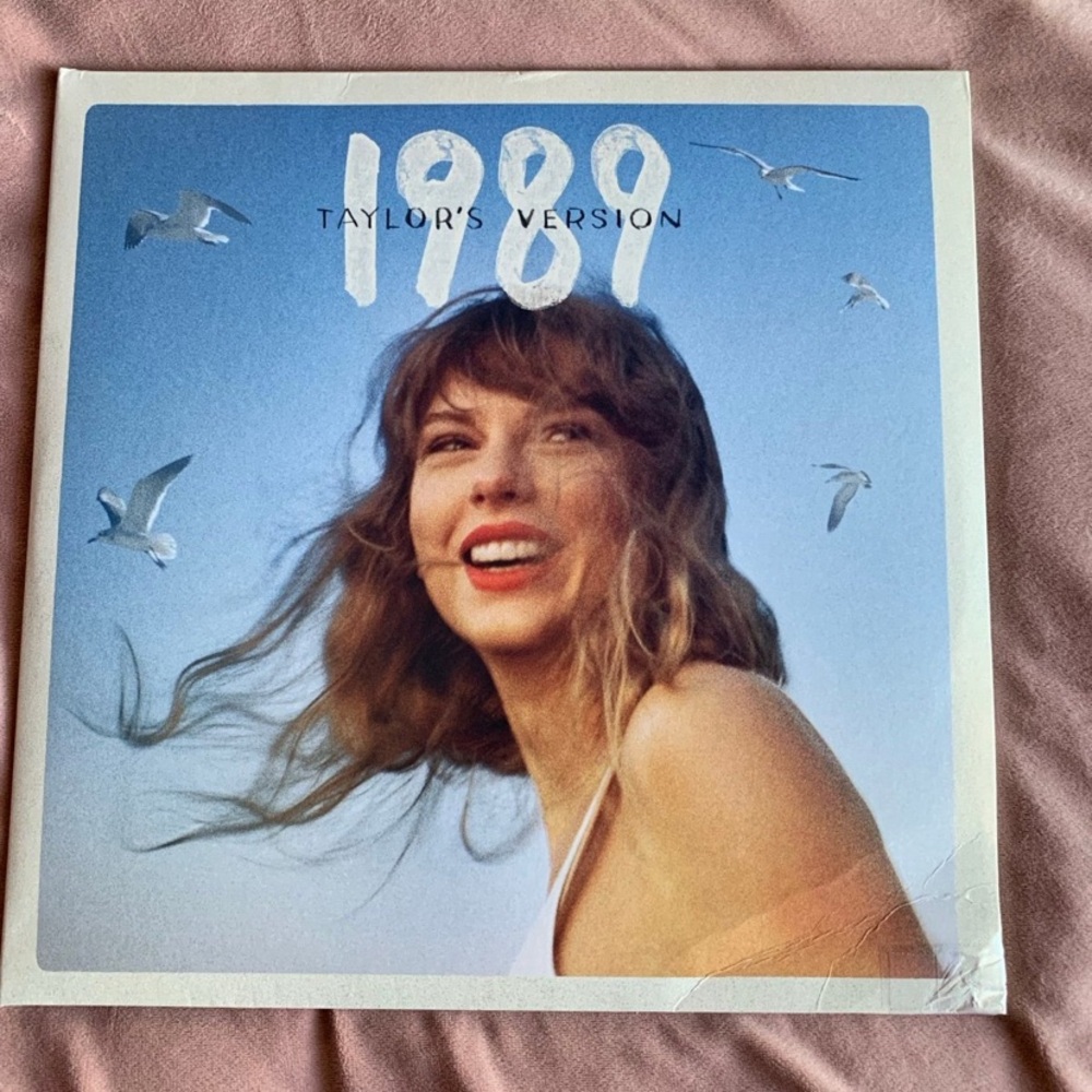 1989 Taylor’s Version Clear Blue Vinyl, 2 discs